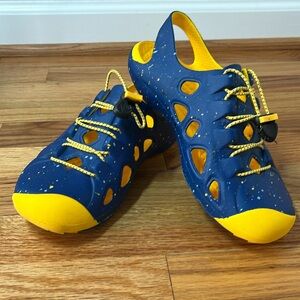 Keen Youth Rio Rubber Sandals Size 4Y